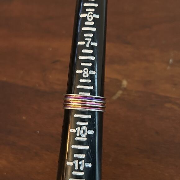 Lot Of 7 Stainless Steel Rings Sizes 9 To 12.5 Rainbow Superman - Picture 7 of 15